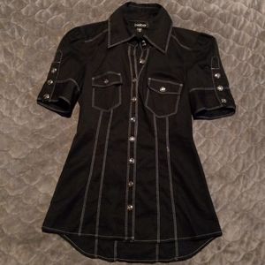 Bebe button down top!